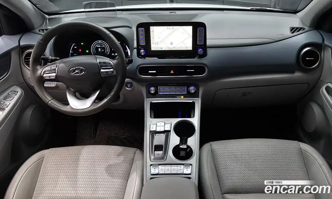 Hyundai Kona 2019 0.1 автомат (гидро), фото 7