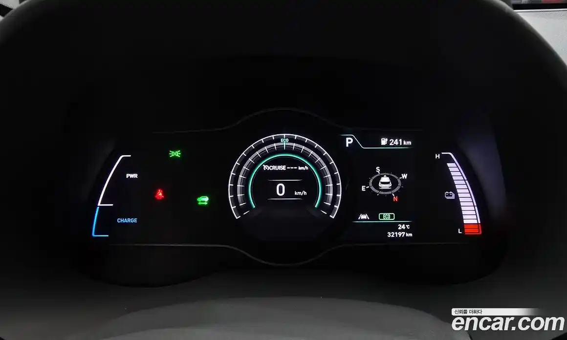 Hyundai Kona 2019 0.1 автомат (гидро), фото 8