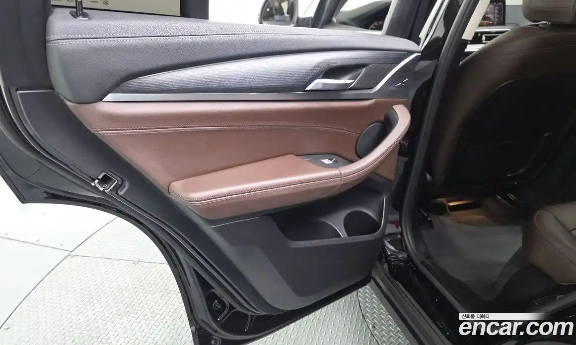 BMW X4 2024 2.0 гидро, фото 15