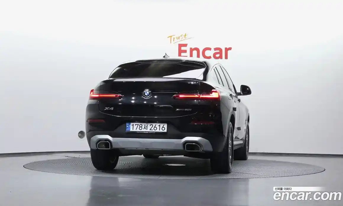 BMW X4 2024 2.0 гидро, фото 4