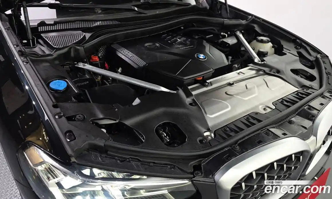 BMW X4 2024 2.0 гидро, фото 6