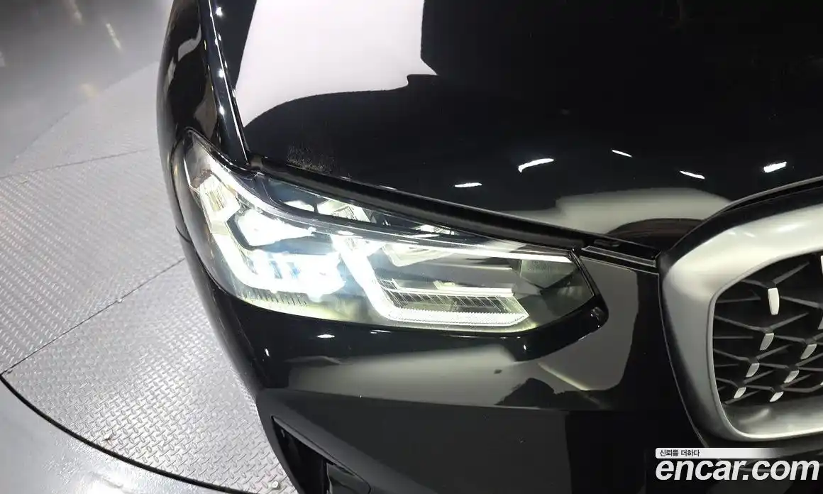 BMW X4 2024 2.0 гидро, фото 8