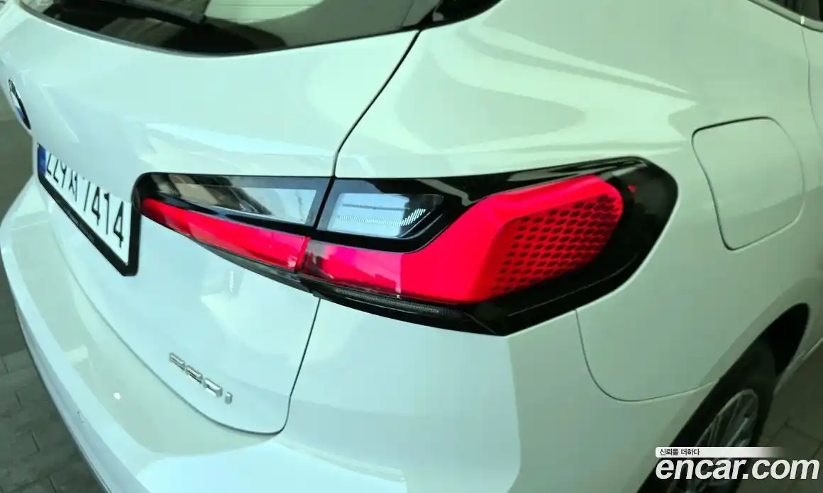 BMW 2-Series 2024 2.0 гидро, фото 9