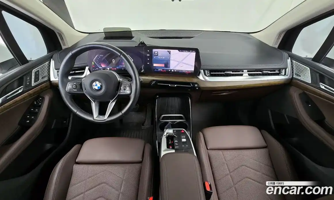 BMW 2-Series 2024 2.0 гидро, фото 10