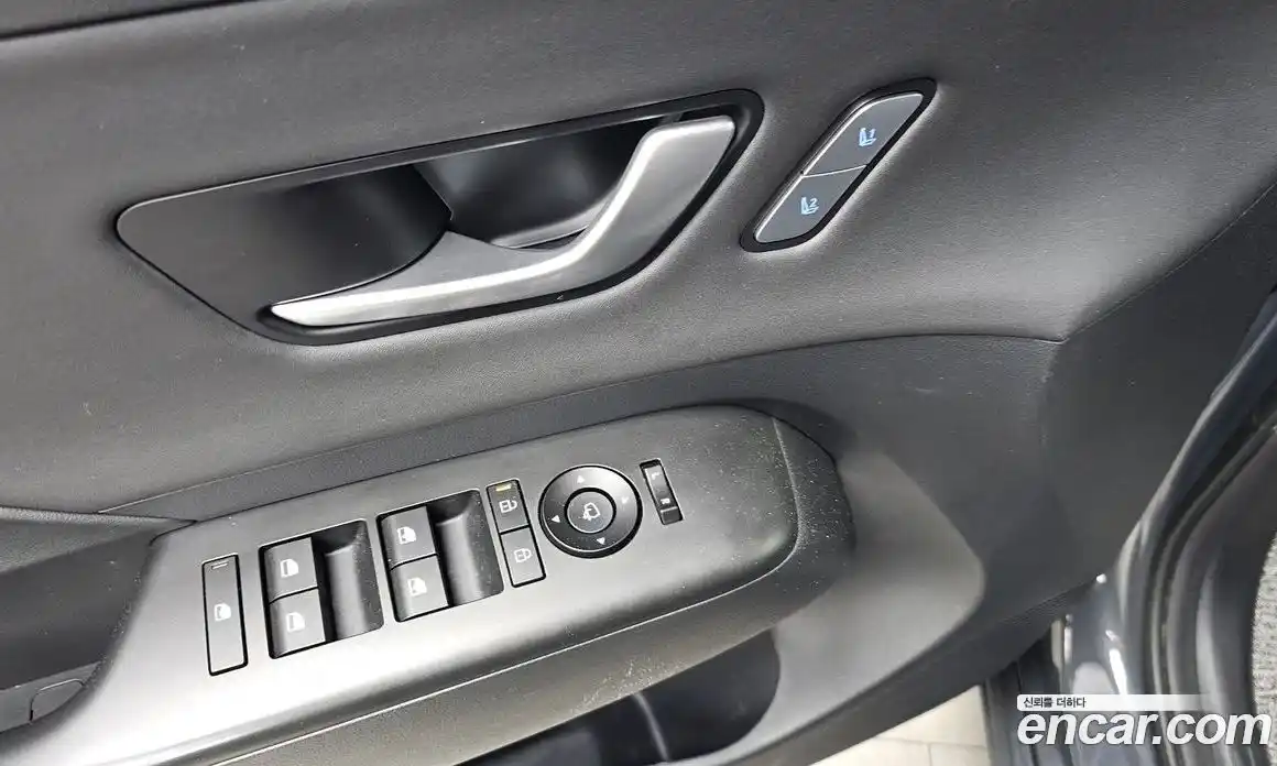 Hyundai Kona 2023 1.6 автомат (гидро), фото 28