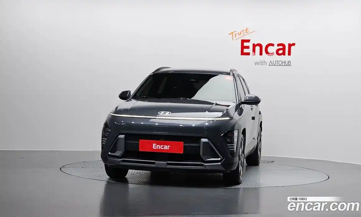 Hyundai Kona 2023 1.6 автомат (гидро), фото 3