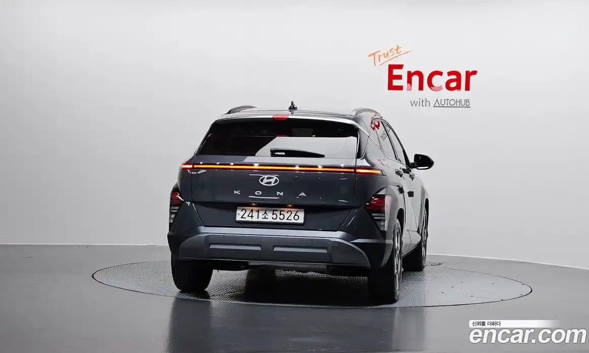 Hyundai Kona 2023 1.6 автомат (гидро), фото 4
