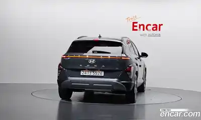 Hyundai Kona 2023 1.6 автомат (гидро), миниатюра 4