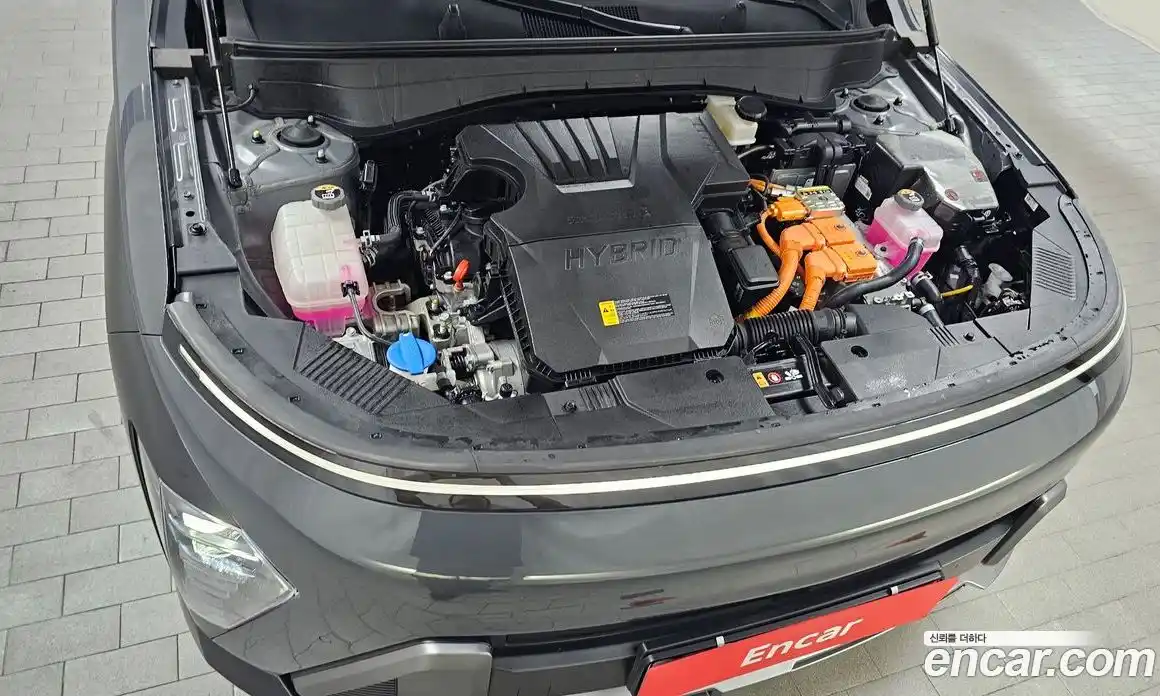 Hyundai Kona 2023 1.6 автомат (гидро), фото 6