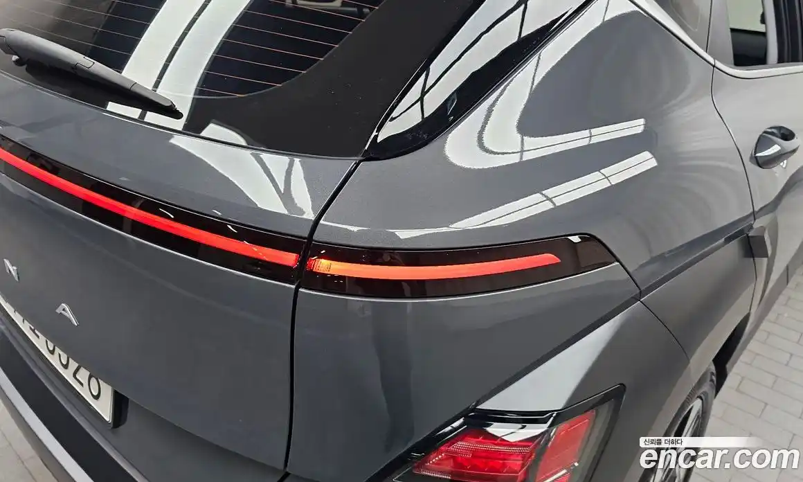 Hyundai Kona 2023 1.6 автомат (гидро), фото 9