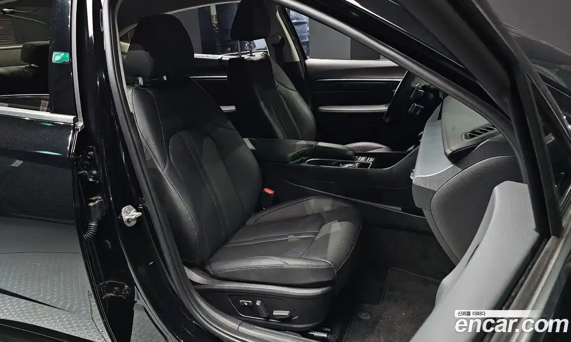Hyundai Sonata 2024 2.0 гидро, фото 12