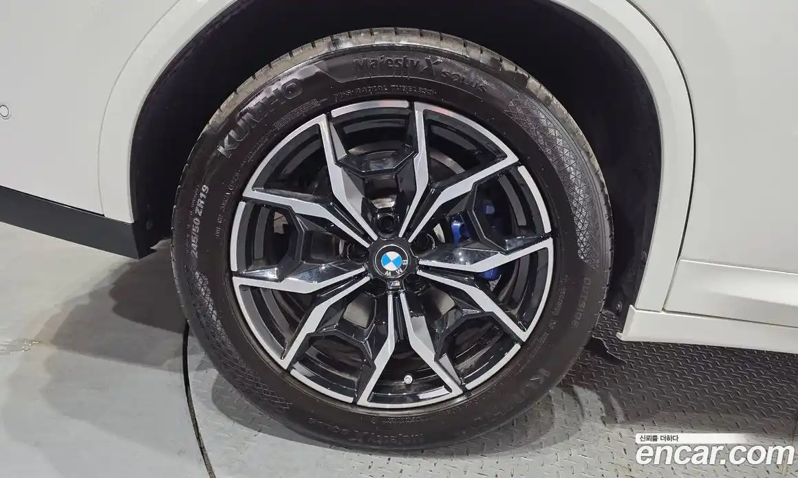 BMW X4 2023 2.0 гидро, фото 5