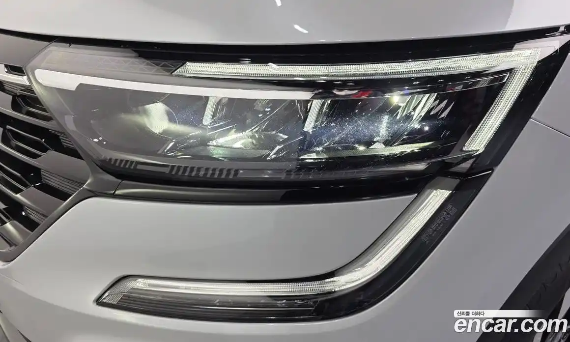 Renault QM6 2026 2.0 гидро, фото 8