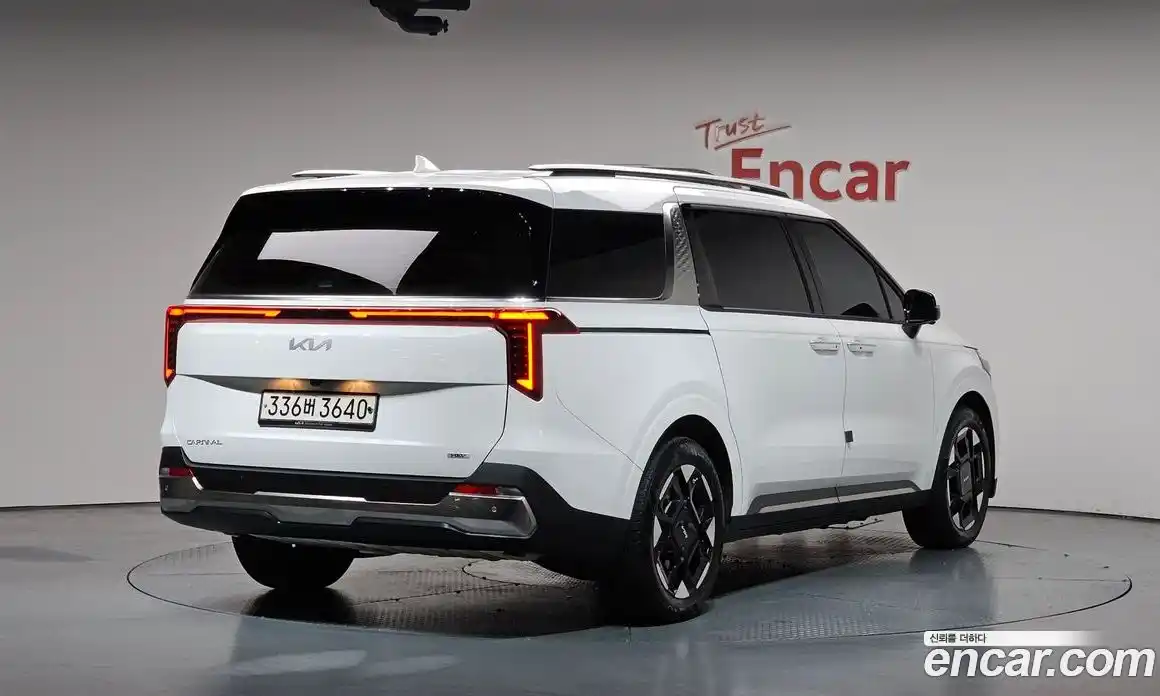 Kia Canival 2024 1.6 гидро, фото 1