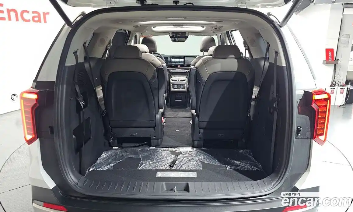 Kia Canival 2024 1.6 гидро, фото 25