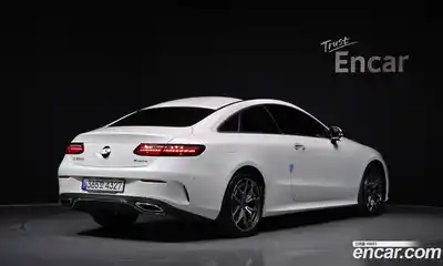 Mercedes-Benz E-Class 2022 2.0 гидро, миниатюра 2