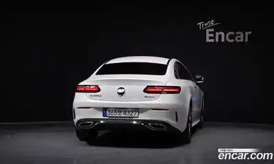 Mercedes-Benz E-Class 2022 2.0 гидро, миниатюра 4