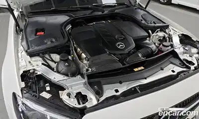 Mercedes-Benz E-Class 2022 2.0 гидро, миниатюра 6