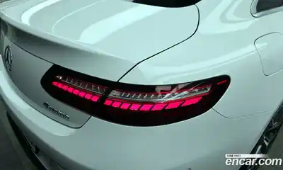 Mercedes-Benz E-Class 2022 2.0 гидро, миниатюра 9