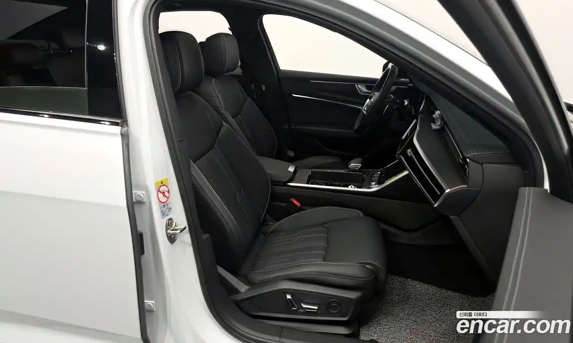 Audi A6 2025 2.0 гидро, фото 16