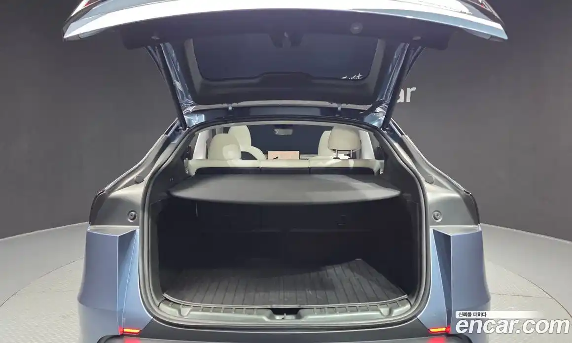 Tesla Model Y 2025 0.2 гидро, фото 26