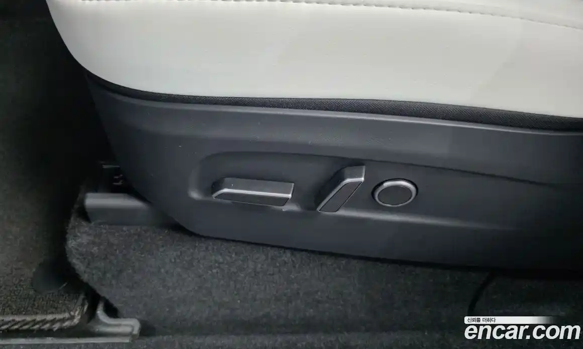 Tesla Model Y 2025 0.2 гидро, фото 31