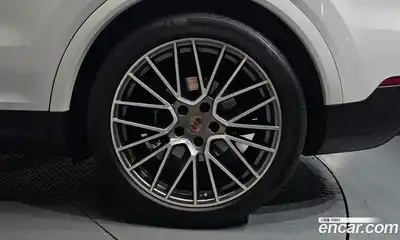 Porsche Cayenne 2023 3.0 автомат (гидро), миниатюра 6