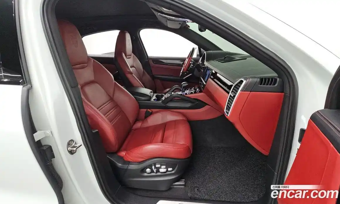 Porsche Cayenne 2020 3.0 автомат (гидро), фото 16