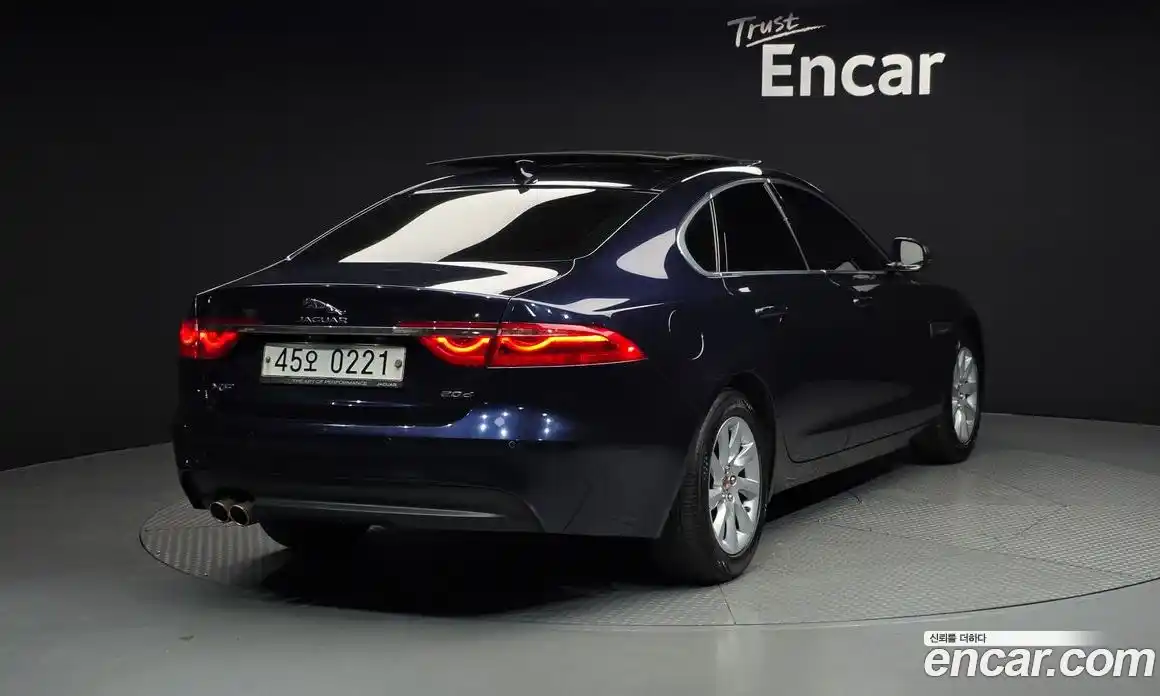 Jaguar XF 2016 2.0 гидро, фото 2