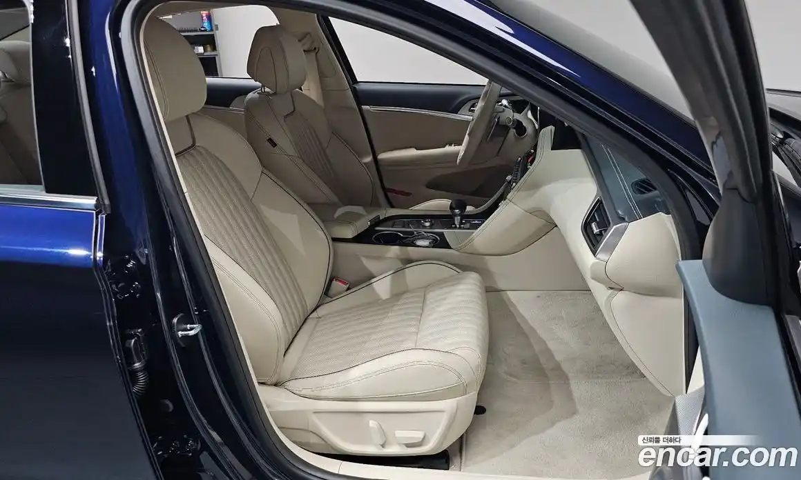 Genesis G70 2025 2.5 автомат (гидро), фото 15