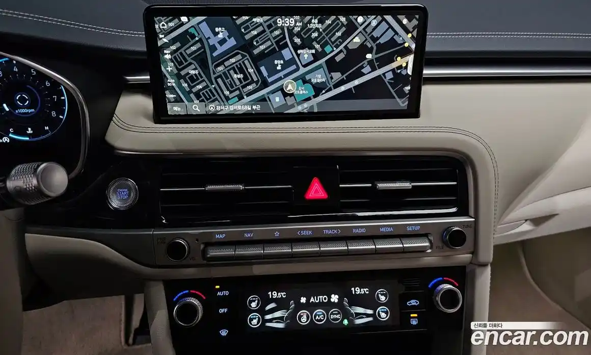 Genesis G70 2025 2.5 автомат (гидро), фото 20