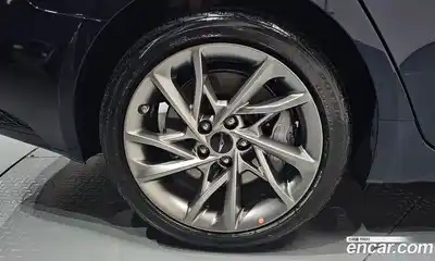 Genesis G70 2025 2.5 автомат (гидро), миниатюра 6
