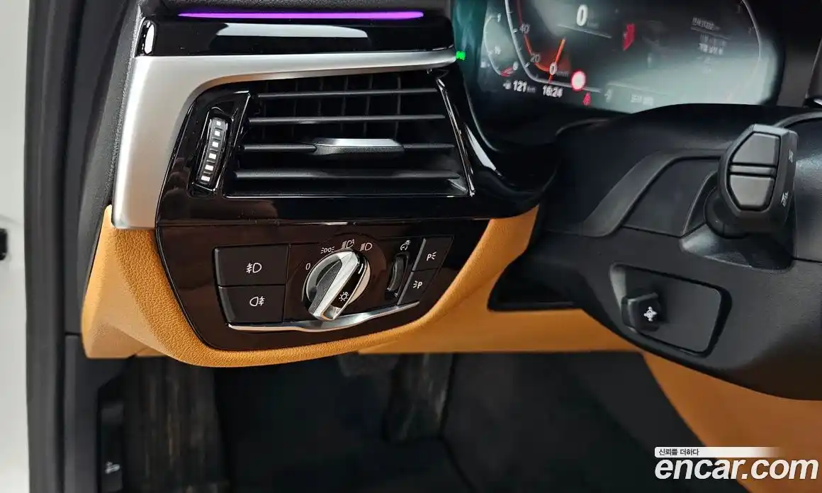BMW 5 серия 2020 2.0 автомат (гидро), фото 22