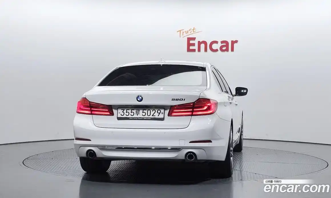 BMW 5 серия 2020 2.0 автомат (гидро), фото 4