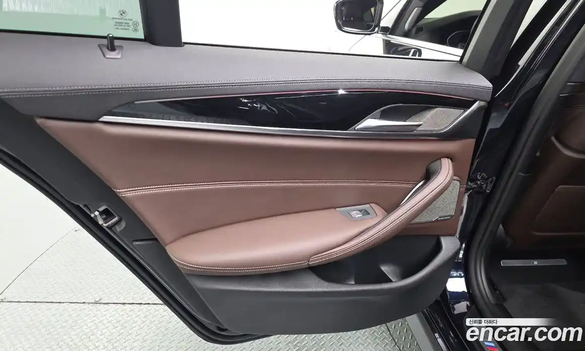 BMW 5-Series 2021 2.0 гидро, фото 14