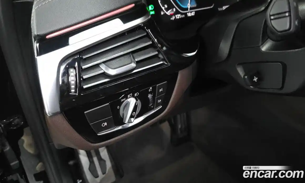 BMW 5-Series 2021 2.0 гидро, фото 26