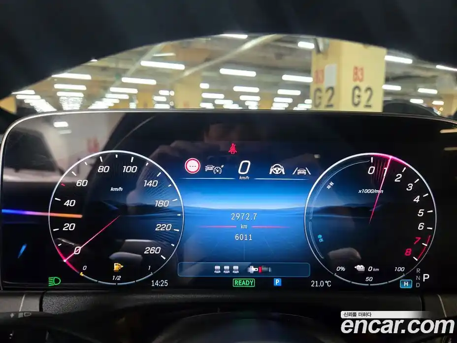 Mercedes-Benz E-Class 2025 2.0 гидро, фото 11