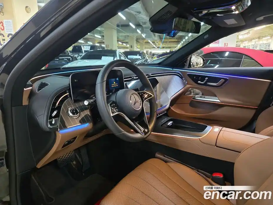 Mercedes-Benz E-Class 2025 2.0 гидро, фото 12