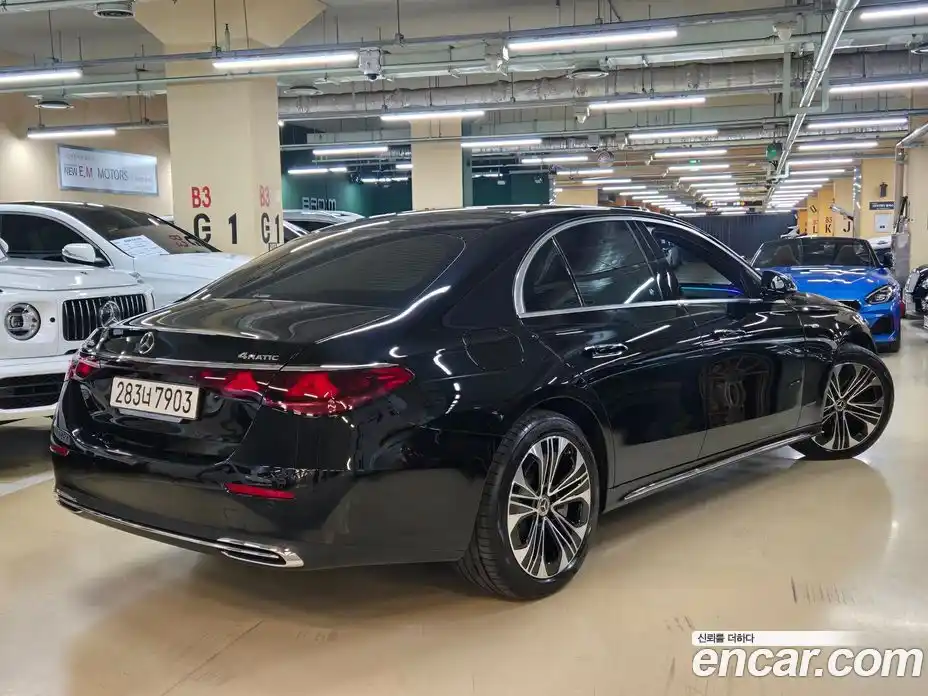 Mercedes-Benz E-Class 2025 2.0 гидро, фото 19