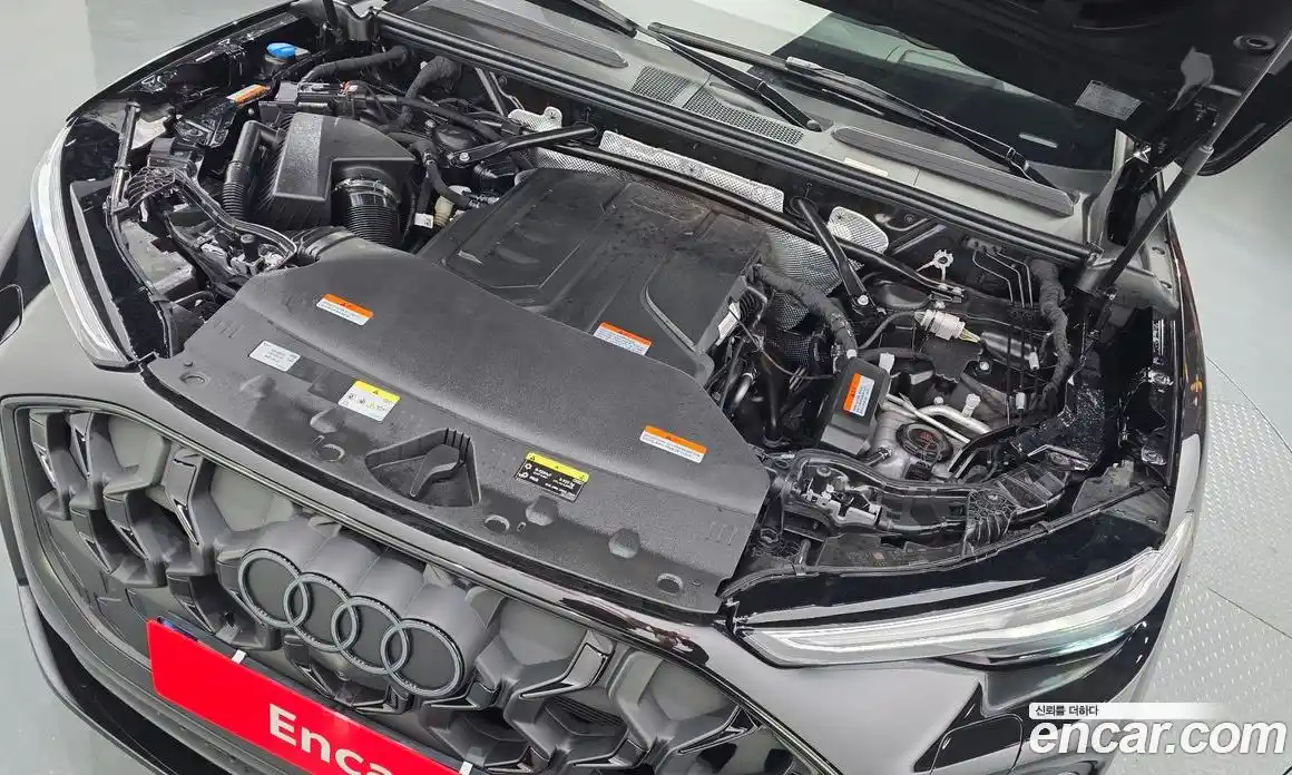 Audi Q5 2025 2.0 гидро, фото 6