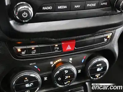 Jeep Renegade 2017 2.0 автомат (гидро), миниатюра 10