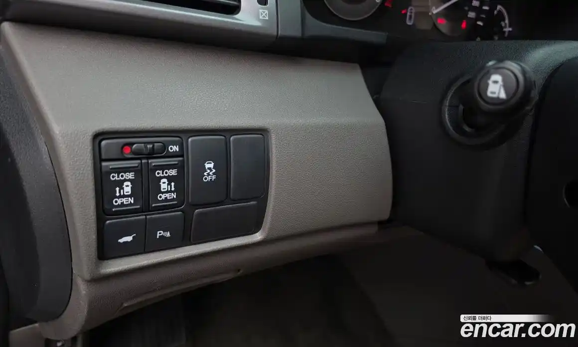 Honda Odyssey 2014 3.5 автомат (гидро), фото 14