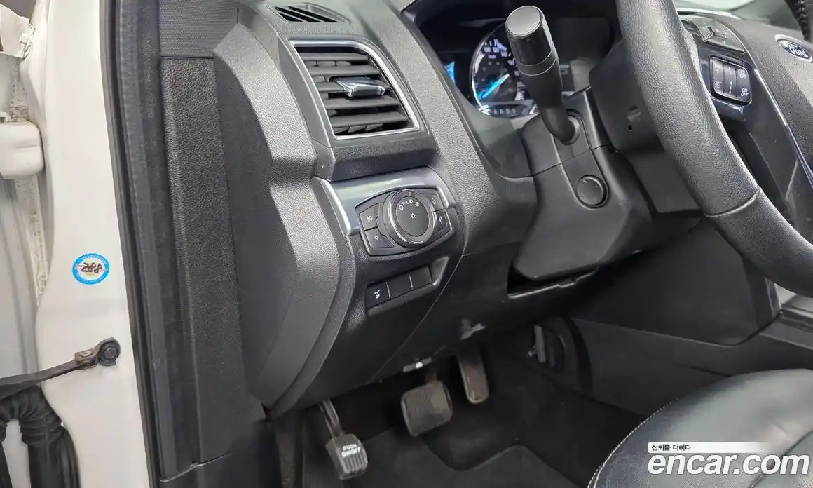 Ford Explorer 2018 2.3 автомат (гидро), фото 23