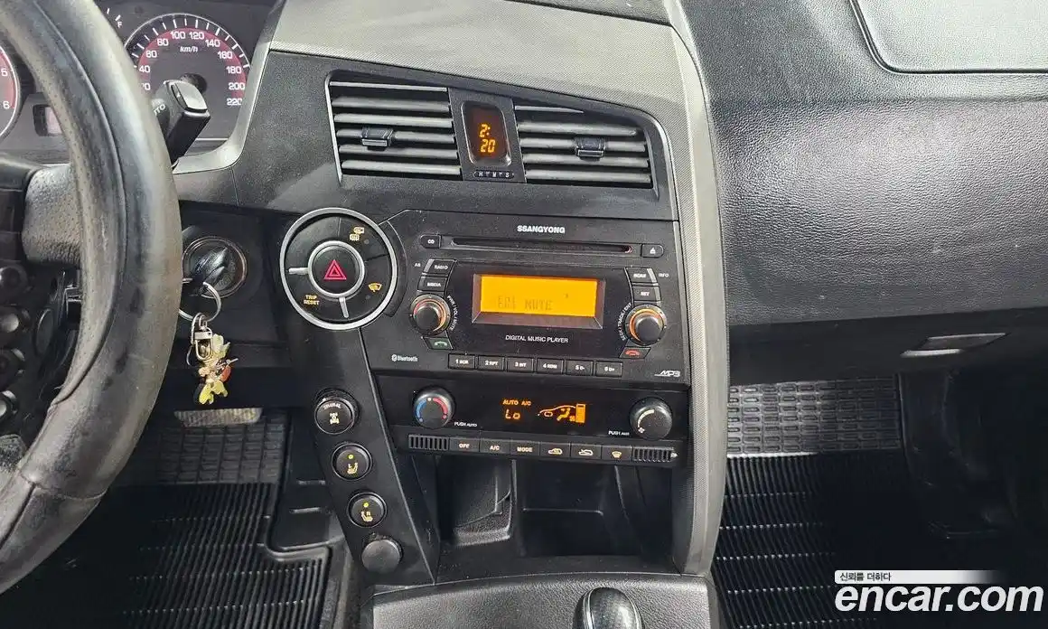 SsangYong Korando 2012 2.0 автомат (гидро), фото 13