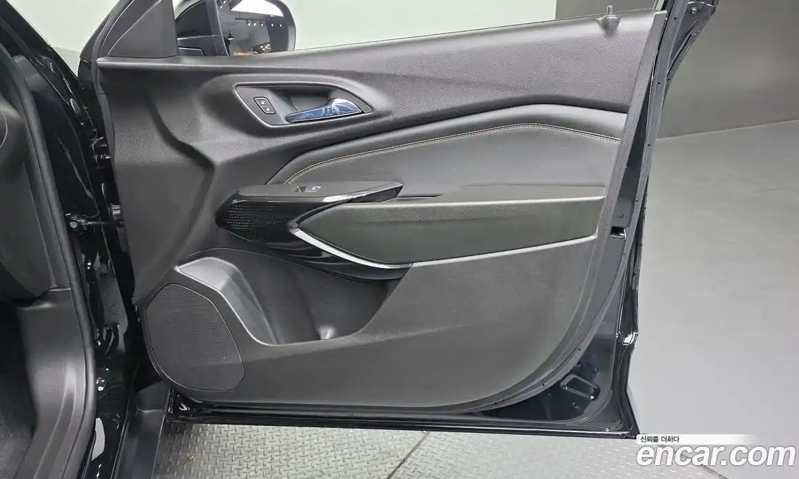 Chevrolet Trax 2023 1.2 гидро, фото 15