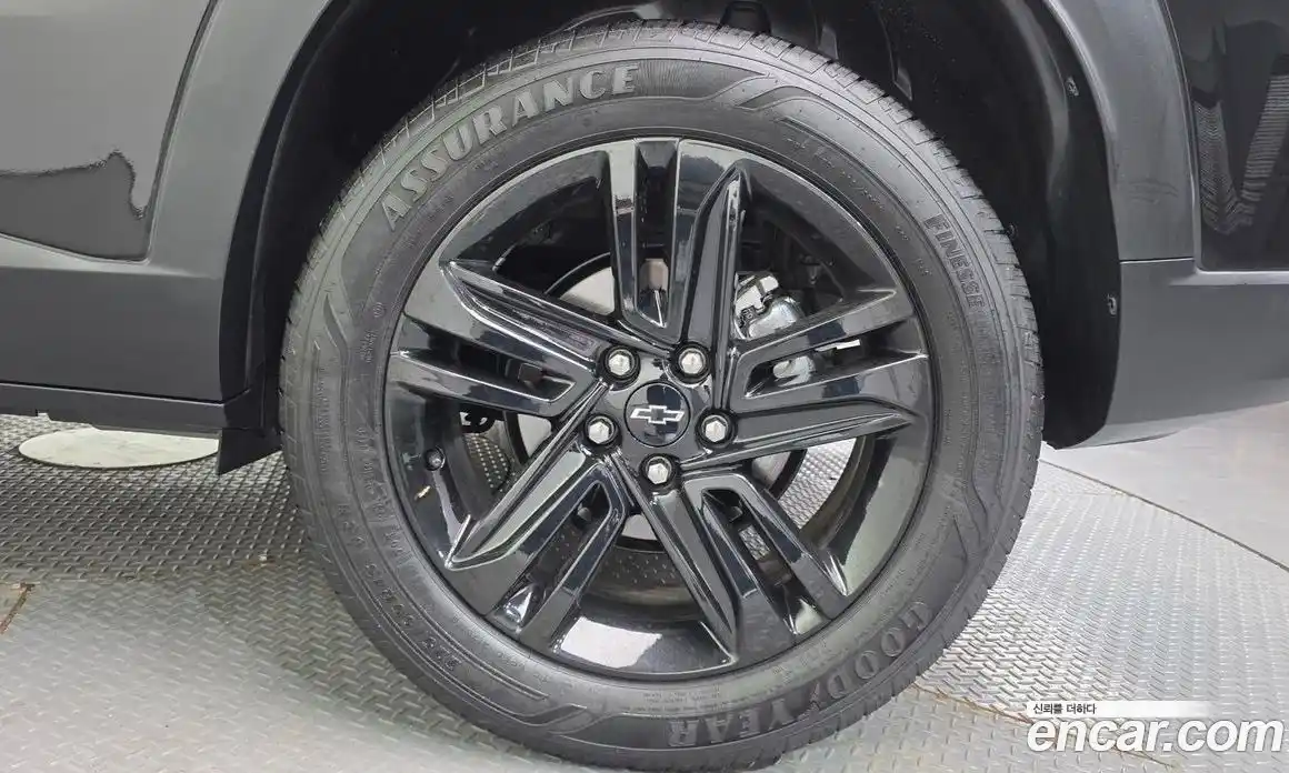 Chevrolet Trax 2023 1.2 гидро, фото 5