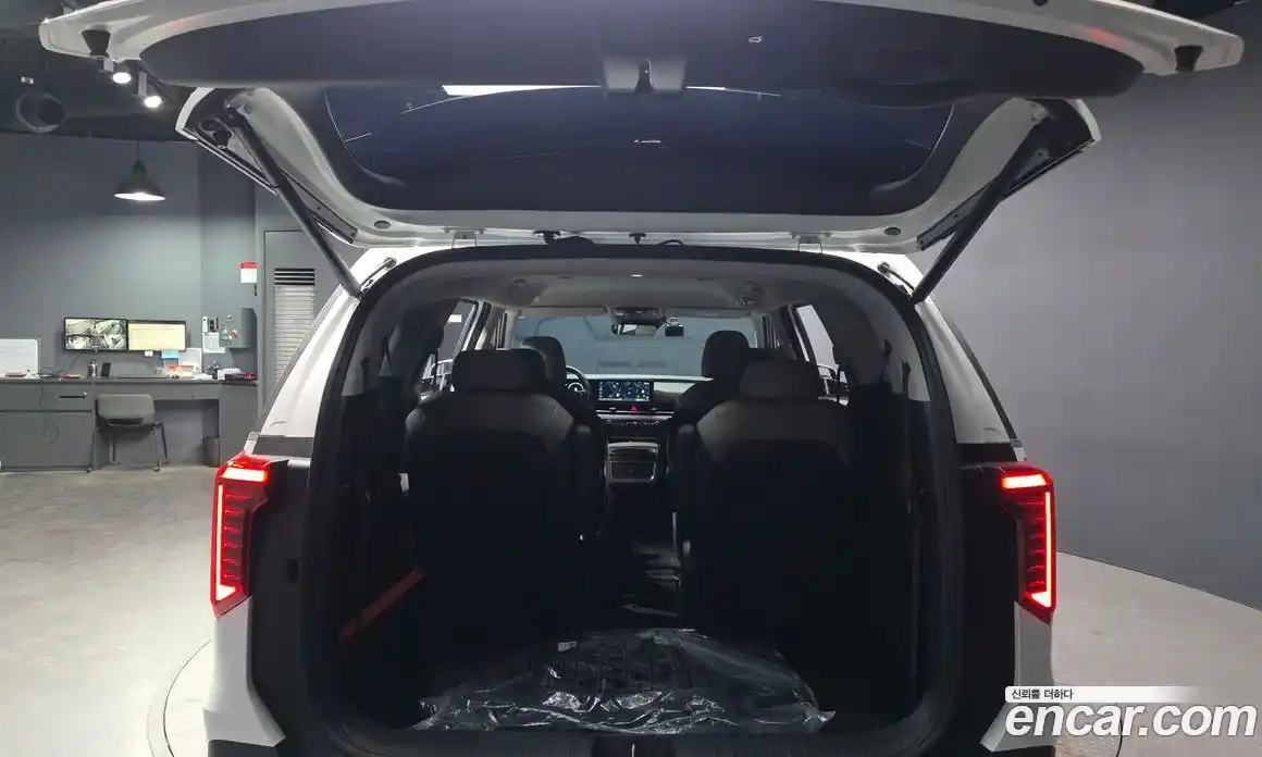 Kia Canival 2025 3.5 гидро, фото 20