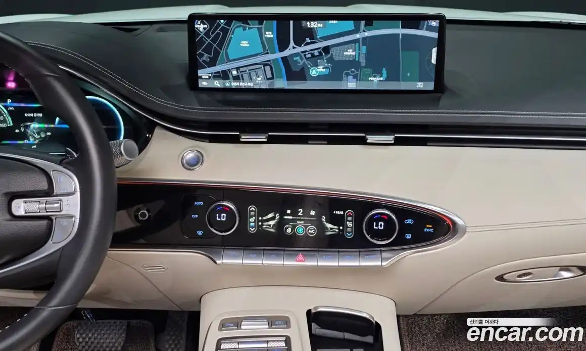 Genesis GV70 2023 2.5 гидро, фото 14
