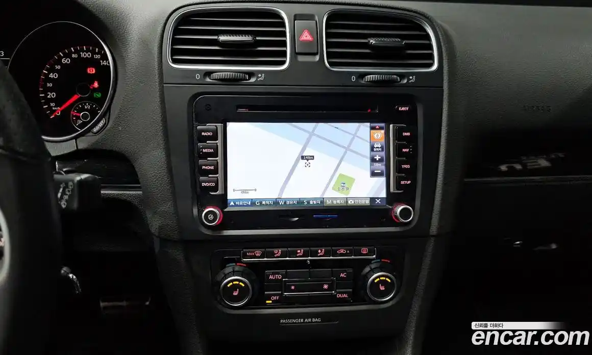 Volkswagen Golf 2010 2.0 автомат (гидро), фото 16
