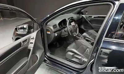 Volkswagen Golf 2010 2.0 автомат (гидро), миниатюра 10